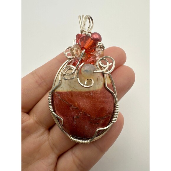 Handcrafted semi gemstone Pendant - Picture 1 of 4